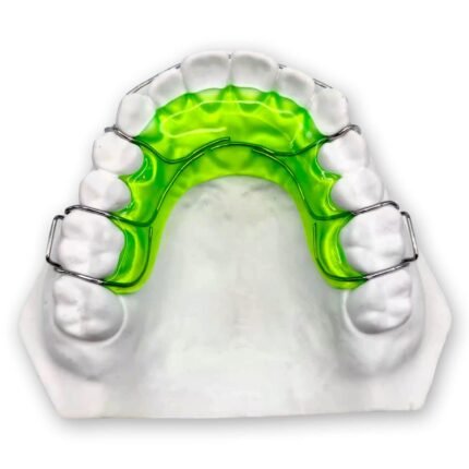 Hawley Retainer